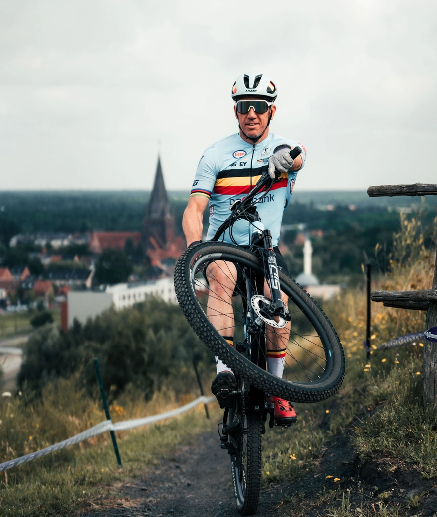 Filip Meirhaeghe explores course of BK MTB in our backyard on the Raft