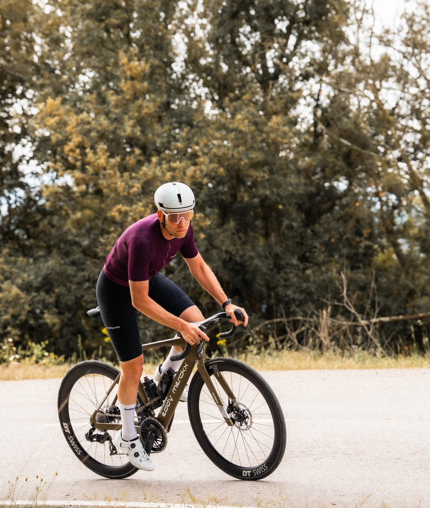 „The best aero road bike I've ever ridden“ und „ein echtes Vergnügen zu fahren“: Die ersten Tests des 525R fallen überaus positiv aus
