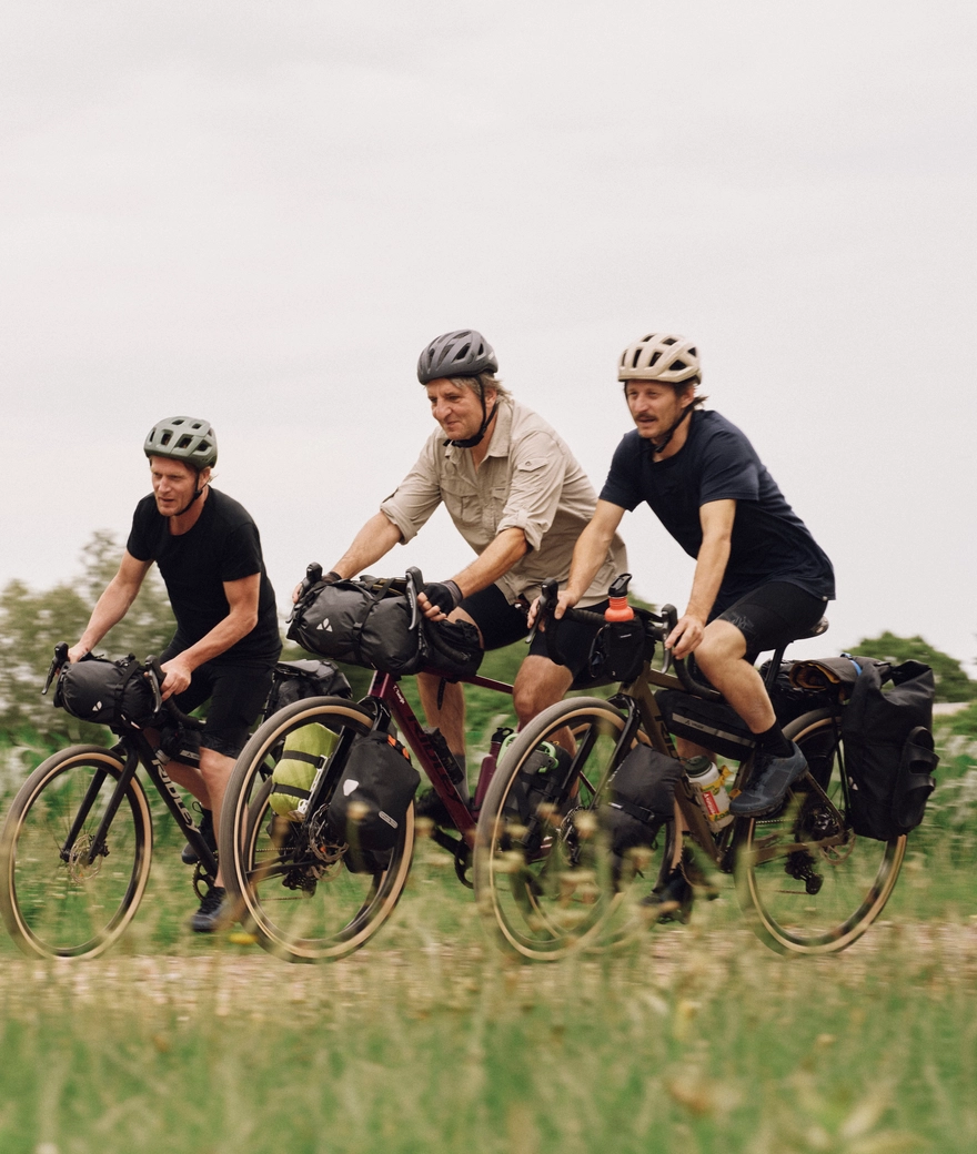 Team Nowak follows in the footsteps of the Polish world traveller on the Kanzo Adventure Alu through Africa