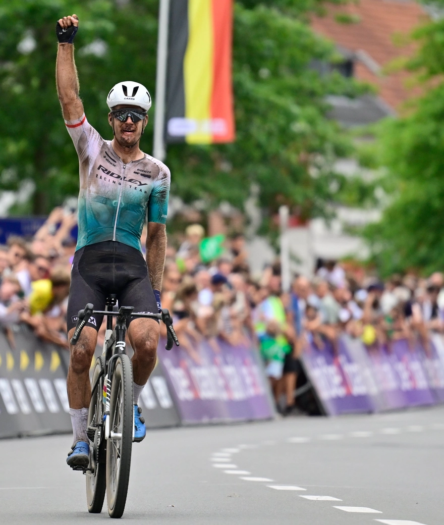 Daan Soete becomes Belgian gravel champion on the ASTR RS