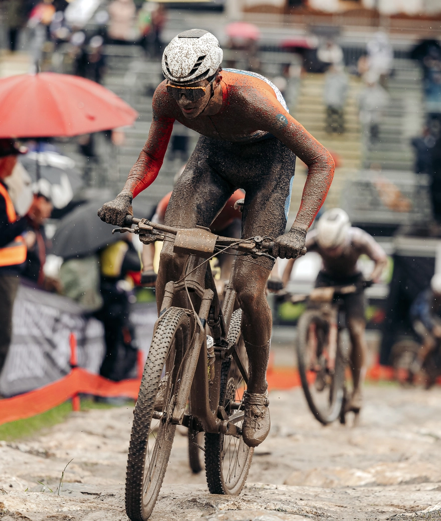 Mud and mixed fortunes for KMC–Nukeproof in Leogang