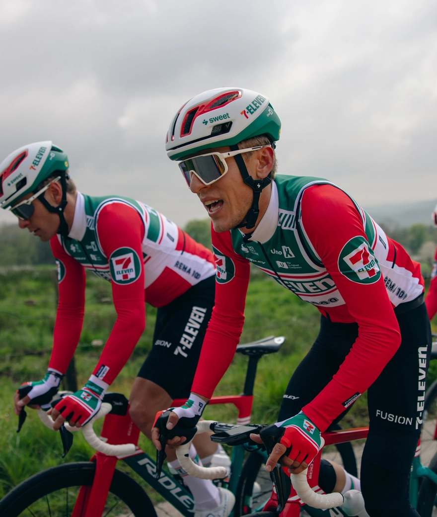 Bring a piece of cycling history into your home with a Team 7-Eleven race bike!