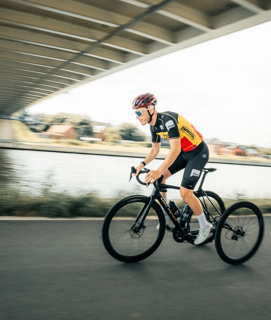 Halbseitige Lähmung hält den Paralympiker Tim Celen nicht vom Radfahren ab: „Ich würde mich immer wieder für dieses Leben entscheiden“