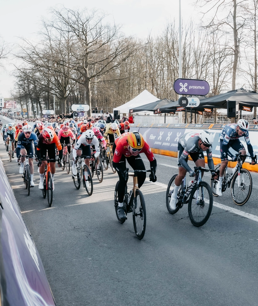 Søren Wærenskjold wins Omloop Het Nieuwsblad after a phenomenal power sprint