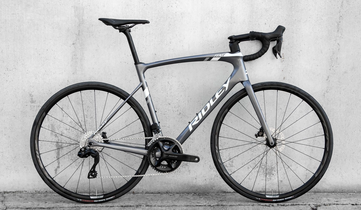 2023 Ridley Fenix Disc affordable carbon disc brake road bike scaled