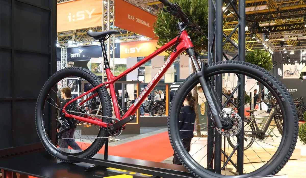 Tracker 290 Comp Cues 1x10 TRA01Bs(L) | Nukeproof